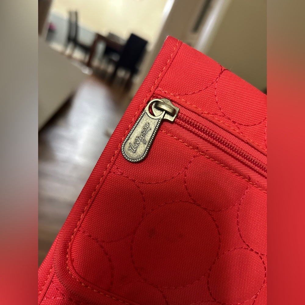 Thirty One 31 Vary You Quilted Crossbody Organizer Wallet Bag Purse Pink Coral - Picture 3 of 5